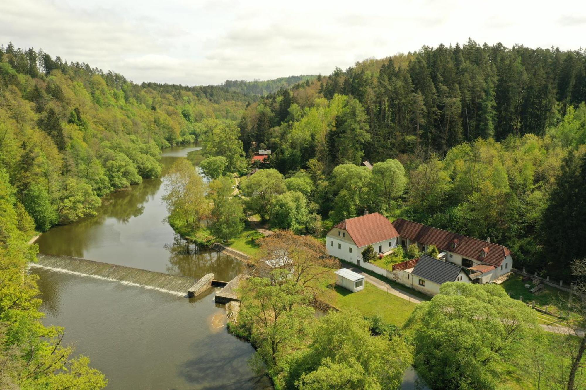 Villa Bejsovcuv Mlyn Becice Esterno foto