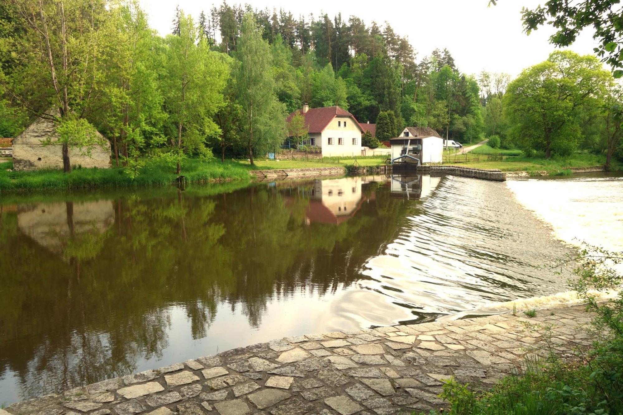 Villa Bejsovcuv Mlyn Becice Esterno foto